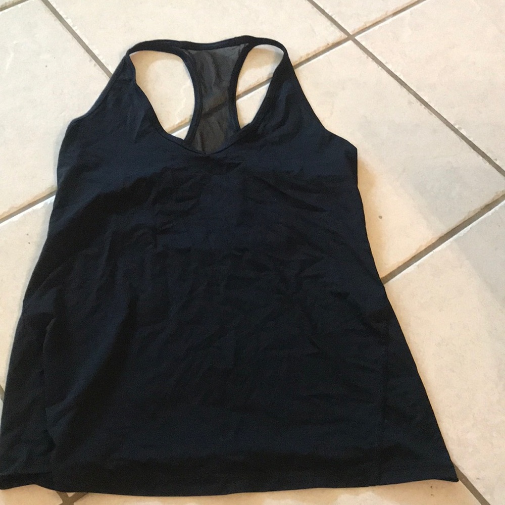 Lululemon black tank